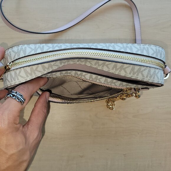 Michael Kors Jet Set Large Logo Crossbody Bag - Picture 11 of 11